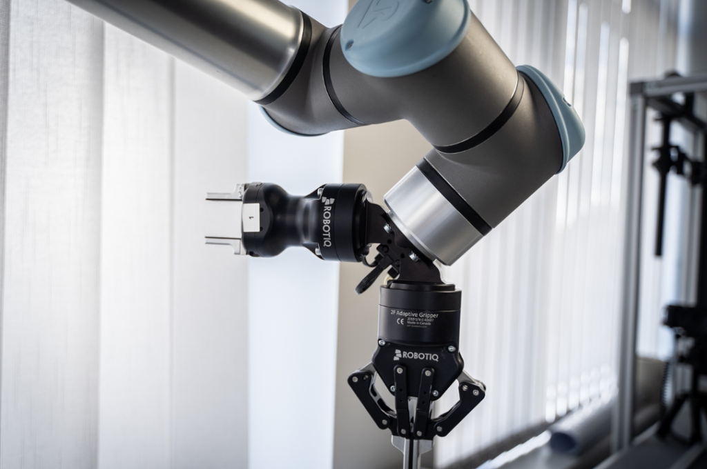 Robot współpracujący, cobot