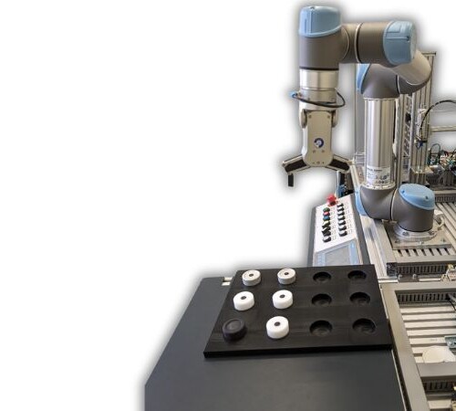 Robot współpracujący i stanowisko paletyzacji Kadr na robot współpracujący i stanowisko paletyzacji